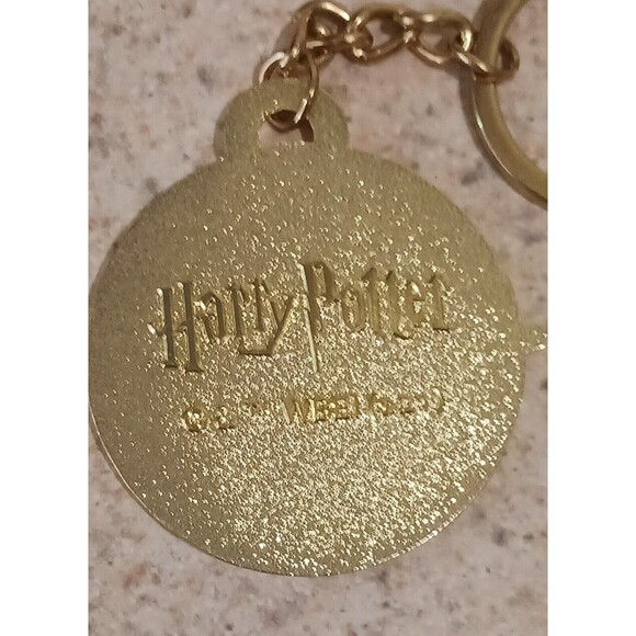 Harry Potter Quidditch Captain Key Ring NWOT - Picture 2 of 2